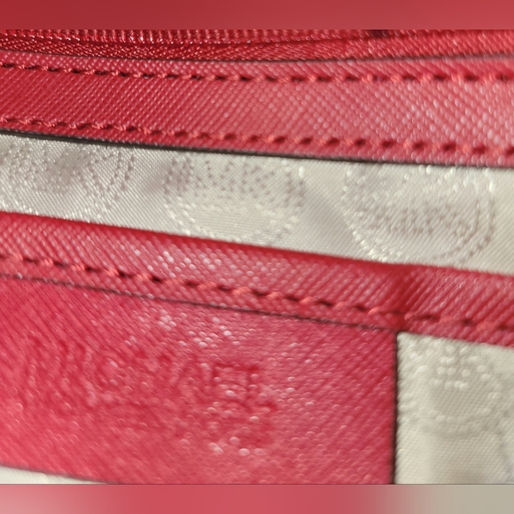 Michal Kors, Red shoulder bag. All original hardware with a duster bag. - Picture 13 of 16